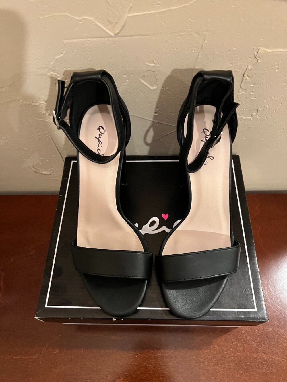 NEW Women's Qupid Black Ankle Strap Block Heel Sandals Open Toe Heels - 6.5